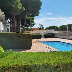 Familiar Con Piscina Y Wifi Appartement